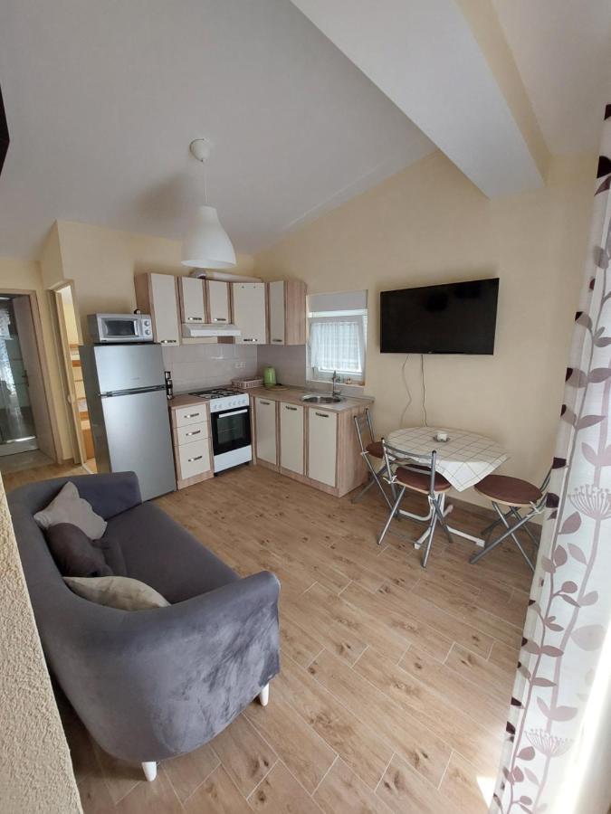 Apartmani Piskoric Vir Esterno foto