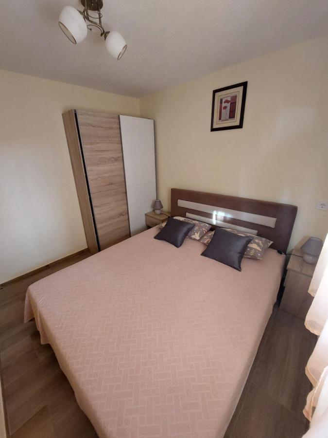 Apartmani Piskoric Vir Esterno foto