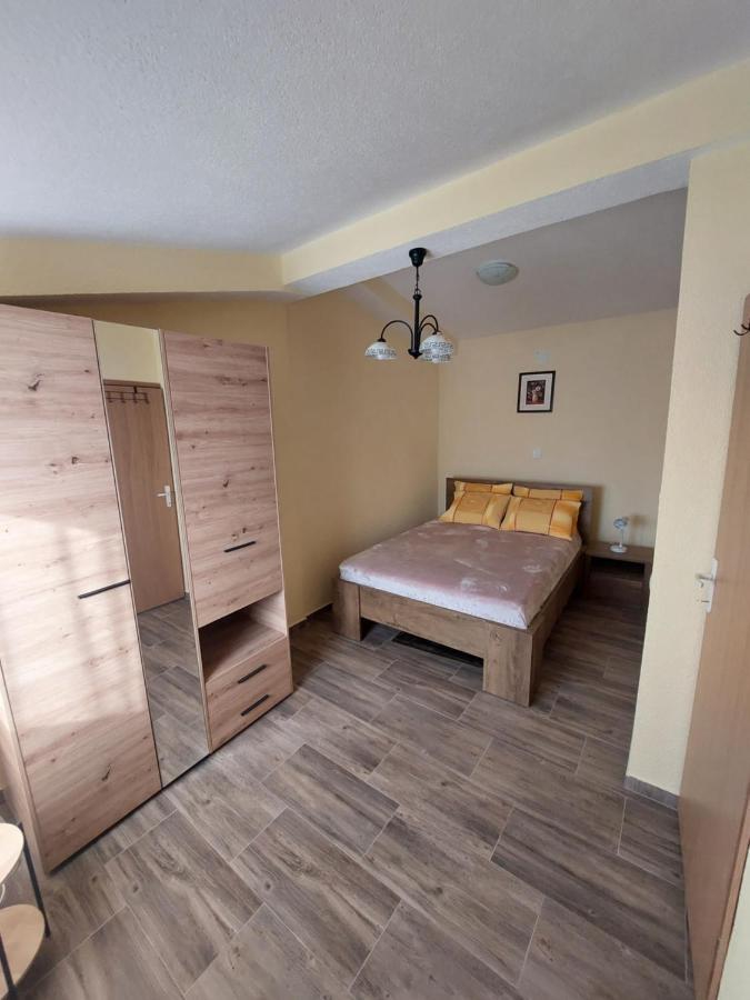 Apartmani Piskoric Vir Esterno foto