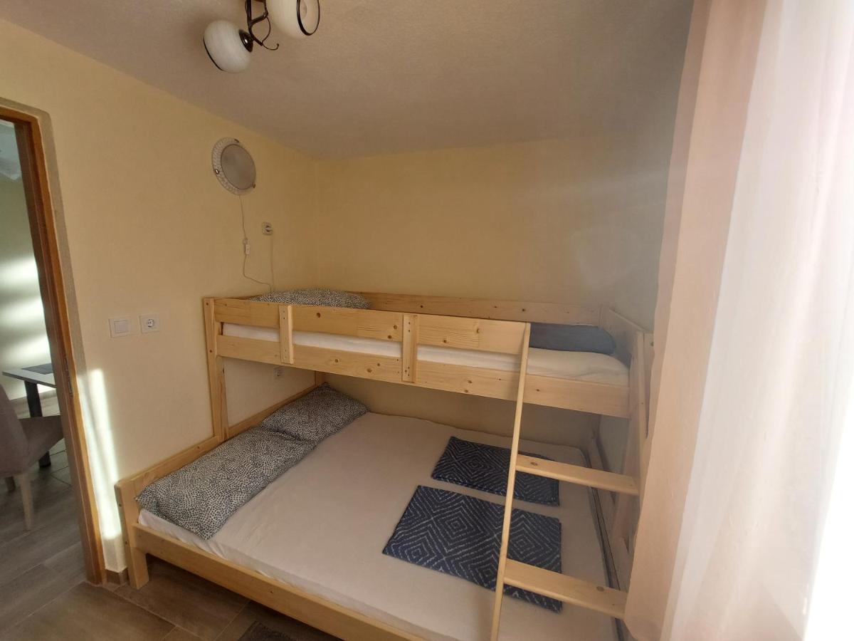 Apartmani Piskoric Vir Esterno foto