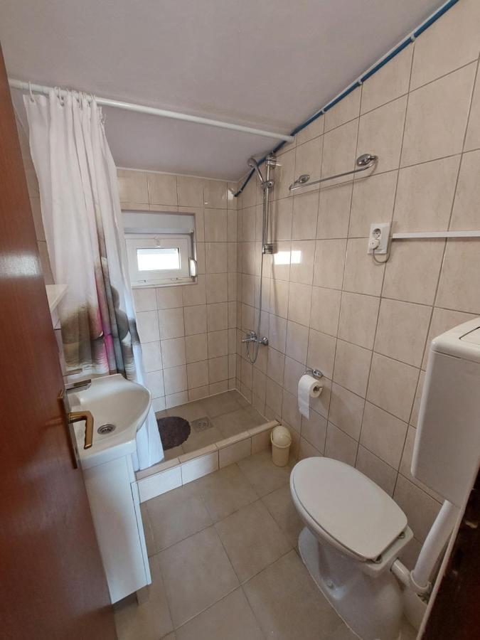 Apartmani Piskoric Vir Esterno foto