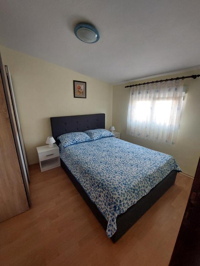 Apartmani Piskoric Vir Esterno foto